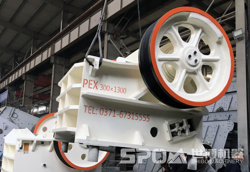 PEX300X1300顎式破碎機